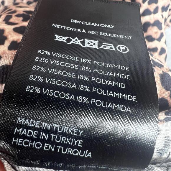 By Anthropologie Dylon Womens S Short-Sleeve Sleep Top Collared Cheetah V Neck - Picture 6 of 9